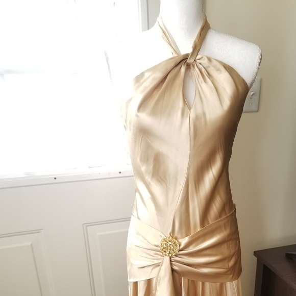 Gold High Low dress - Picture 4 of 5
